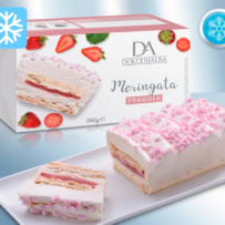 Meringata Strawberry Baiser Torte mit Schaumzuckerschicht, Eis und Erdbeerfüllung 260 g